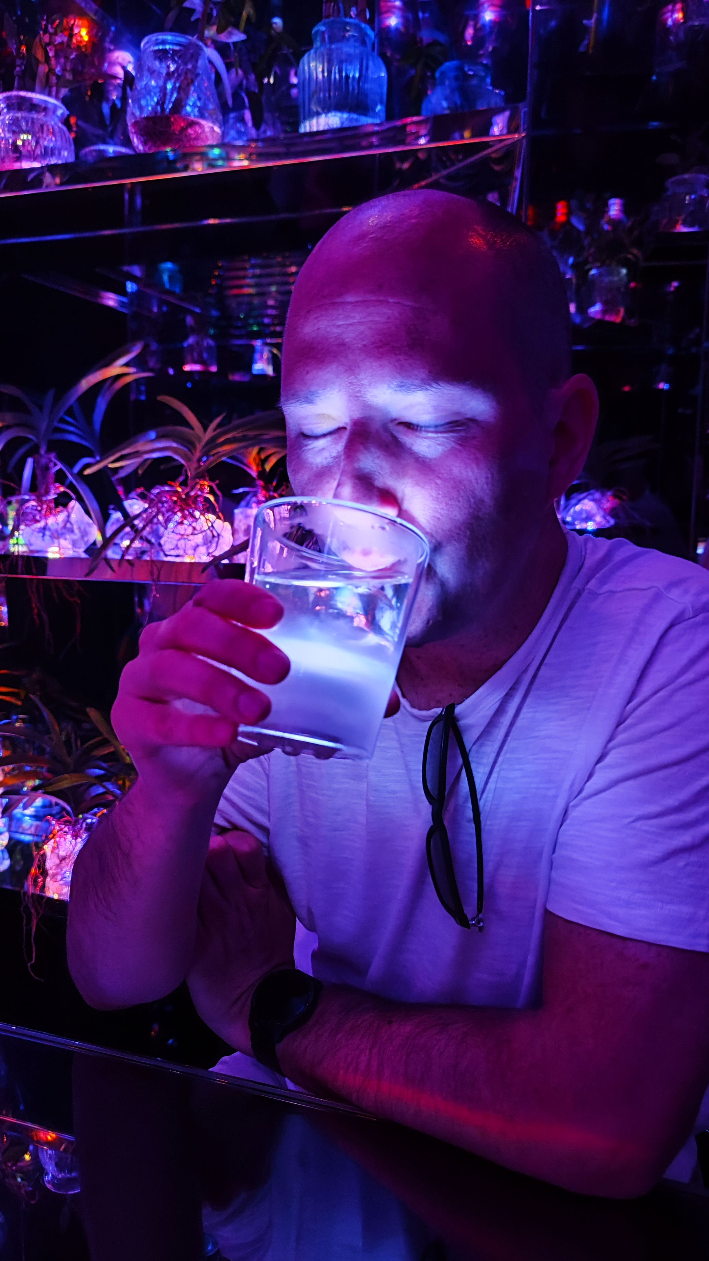 fruchtiger Sake in der Orchideen-Bar