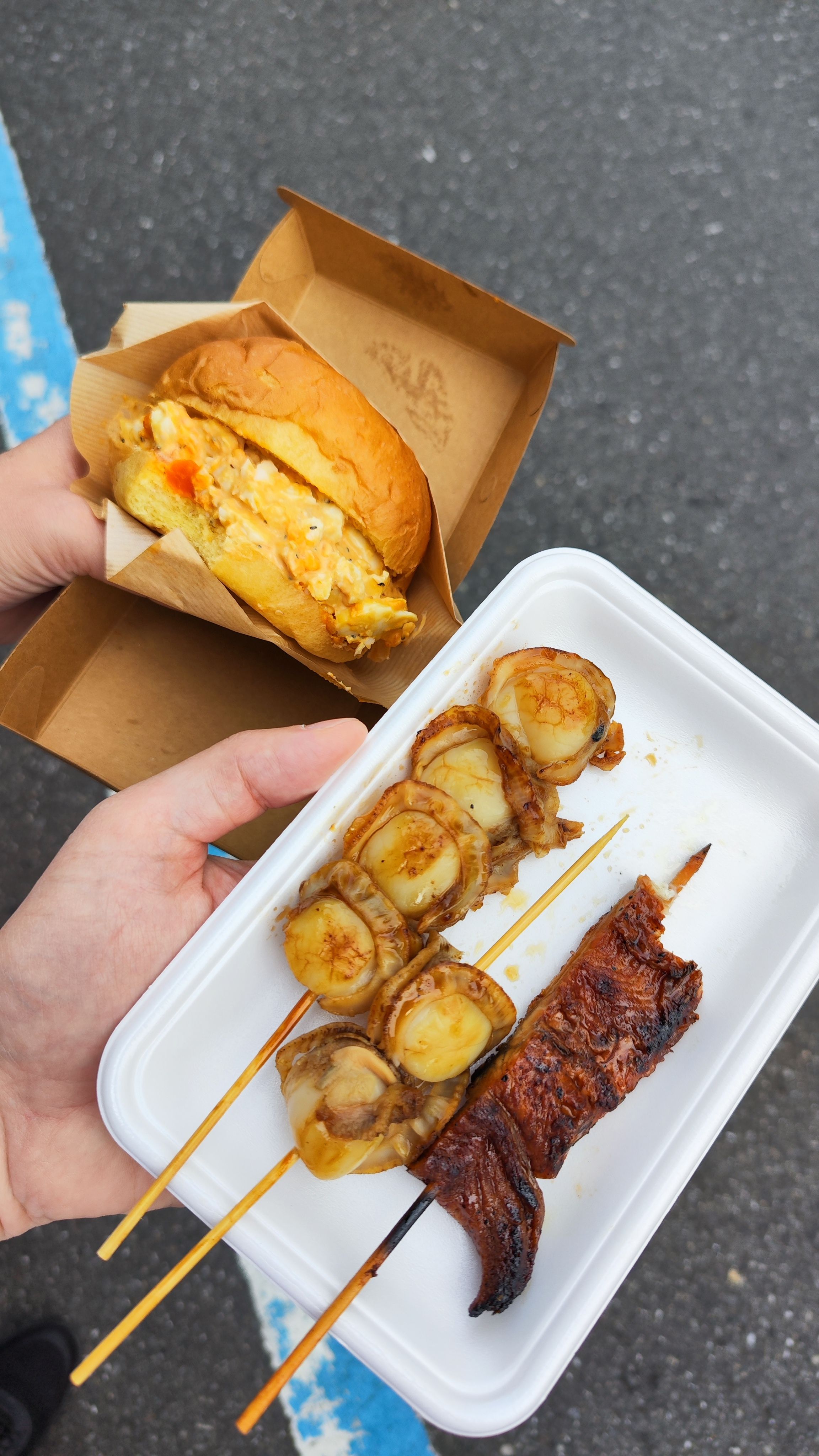 Ei-Burger und div. Spiesschen