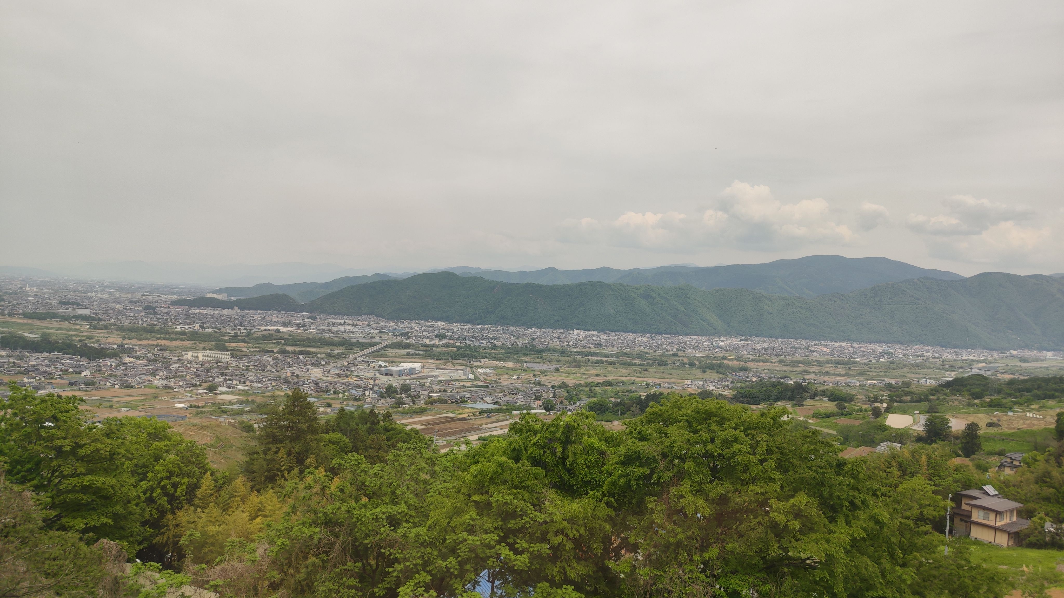 Ausblick während der Fahrt nach Matsumoto
